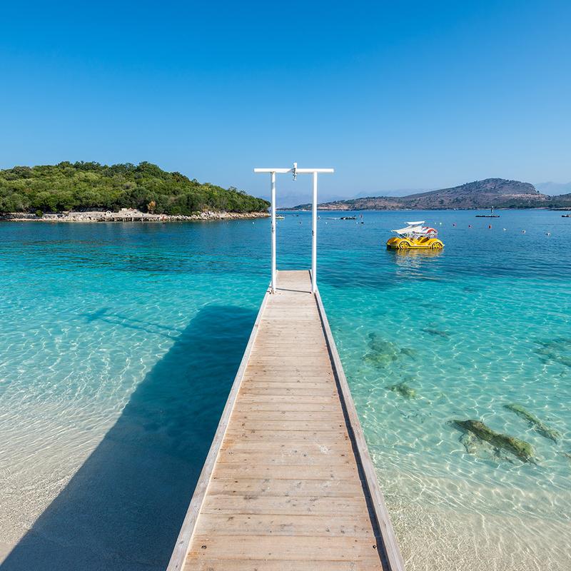 Czas lotu do Albanii