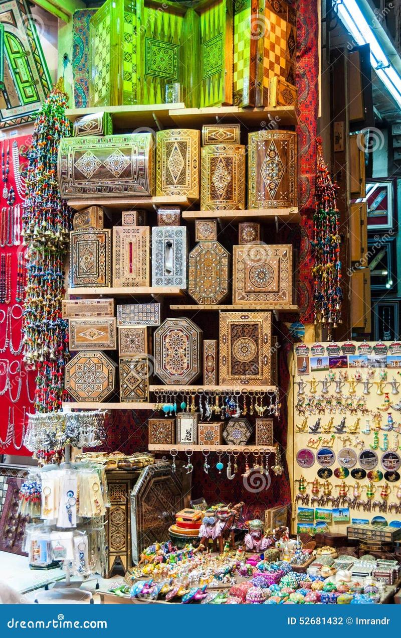 Mineraly i muszle Oman