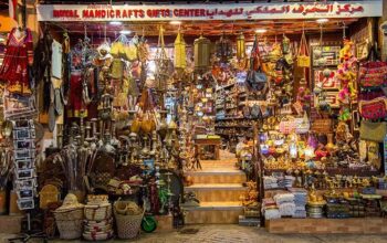 Magiczne pamiątki z Omanu – co warto przywieźć z wakacji w tym arabskim raju?
