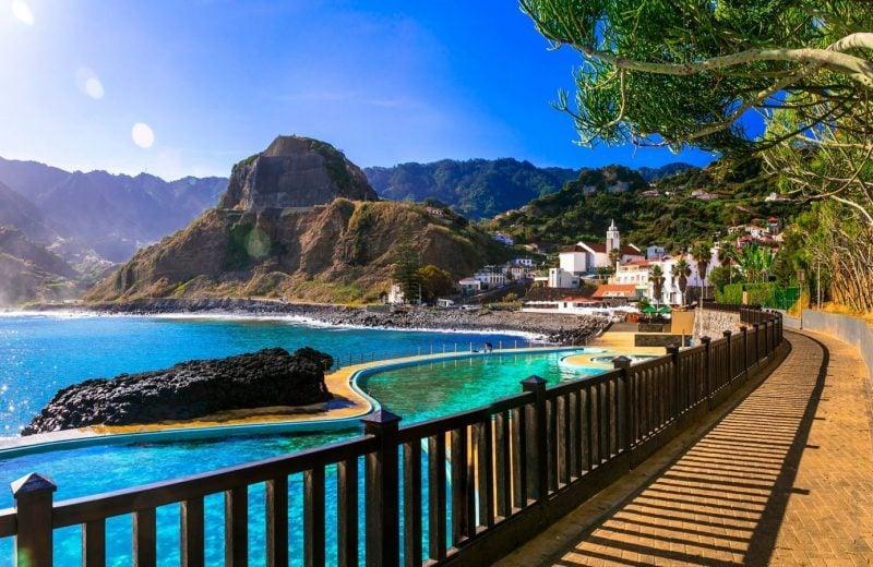 Wpływ pogody na czas lotu