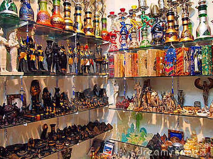 Ciekawe pamiątki z Egiptu – co warto przywieźć z wakacji w tym magicznym kraju?