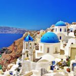 Czy Santorini jest bezpiecznym miejscem na wakacje? Sprawdź, co warto wiedzieć!