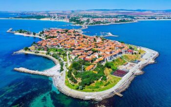 Ile czasu zajmuje lot do Bułgarii? Sprawdź, jak długo trwa podróż!