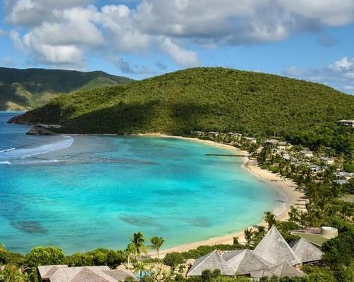 Jak długo leci się na brytyjskie wyspy dziewicze? Sprawdź, ile trwa lot!