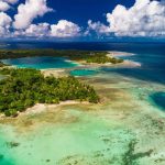Ile czasu zajmuje lot na Vanuatu? Sprawdź, jak długo leci się na tę egzotyczną wyspę!