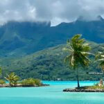 Ile trwa lot na Polinezję Francuską? Sprawdź czas podróży do rajskiego zakątka!