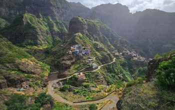 Ile trwa lot na Wyspy Zielonego Przylądka? Sprawdź, jak długo się leci!