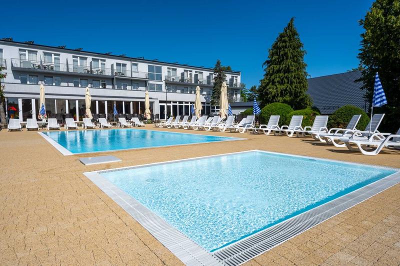 Jak wygodnie dotrzeć z Łodzi do Jarosławca? Praktyczny przewodnik