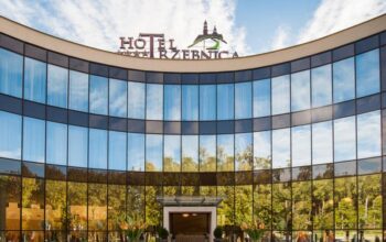 Przewodnik po dojeździe do Trzebnicy – sprawdź najlepsze trasy i środki transportu