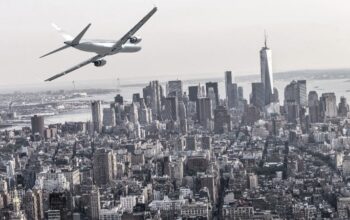 Ile trwa lot do NYC? Przewodnik dla podróżnych