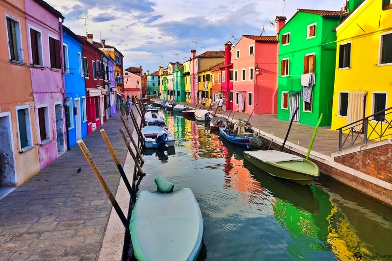 Jak dojechać na Murano i Burano: Przewodnik dla podróżników