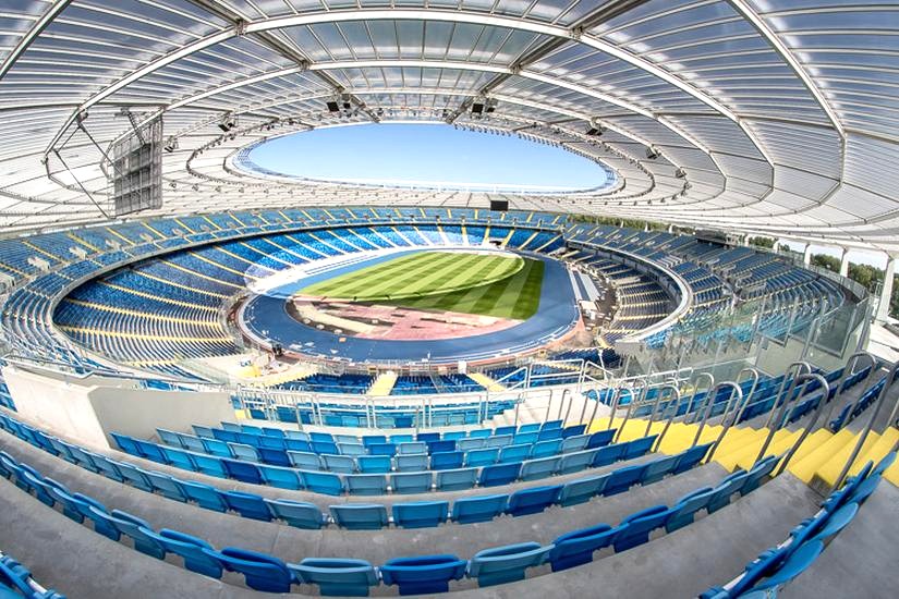 Przewodnik: Jak szybko i wygodnie dojechać z Katowic na Stadion Śląski