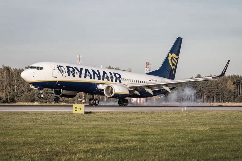 Ryanair bagaż podręczny: ile płynów można zabrać?