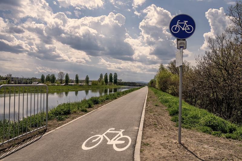 Pierwszeństwo na ścieżkach