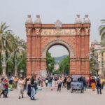 Jak dotrzeć do Barcelony? Samolotem, pociągiem, autem lub autobusem